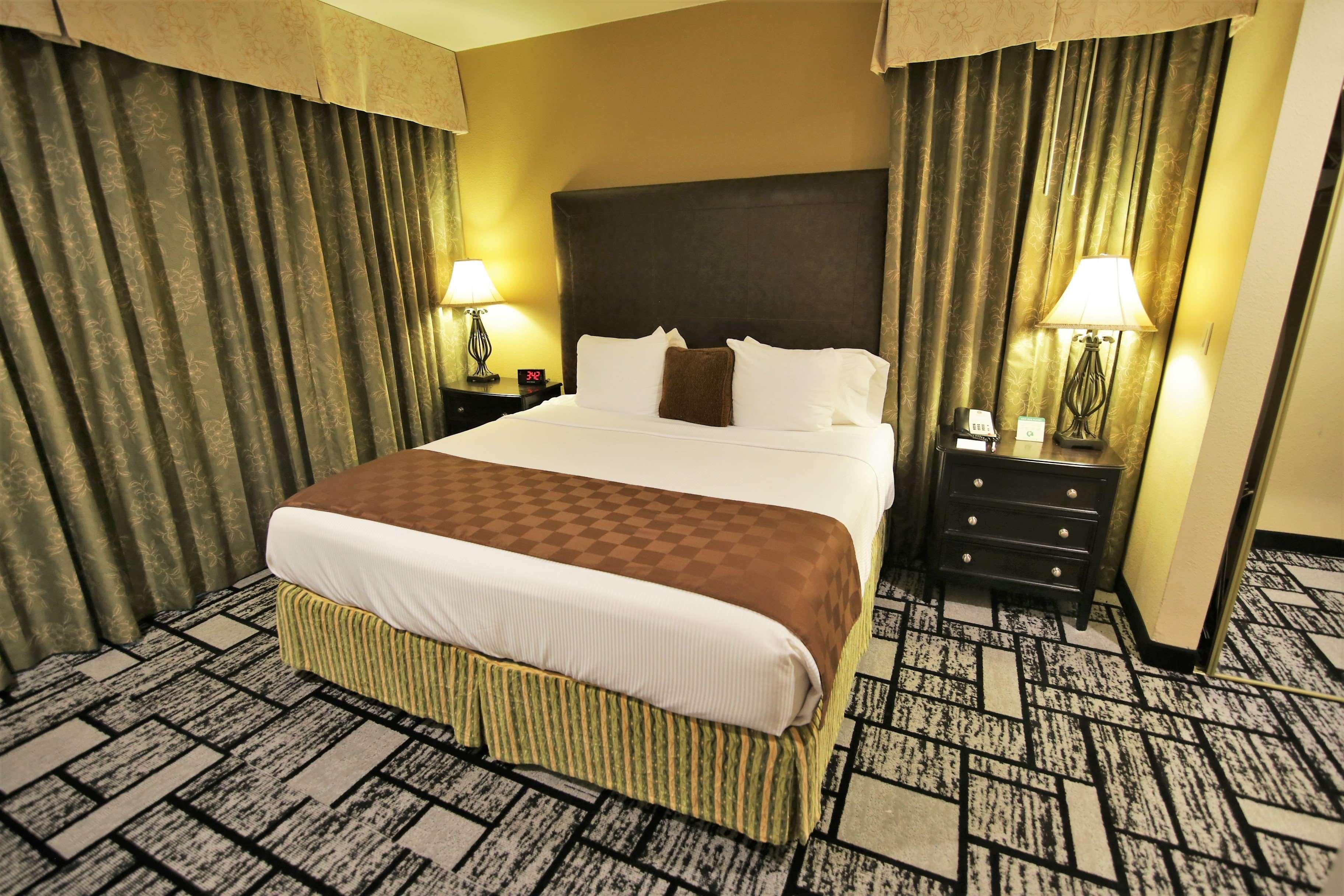 Best Western Plus Meridian Inn & Suites, Anaheim-Orange Exterior foto